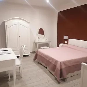  Affittacamere La Perla Di Angelica Italia